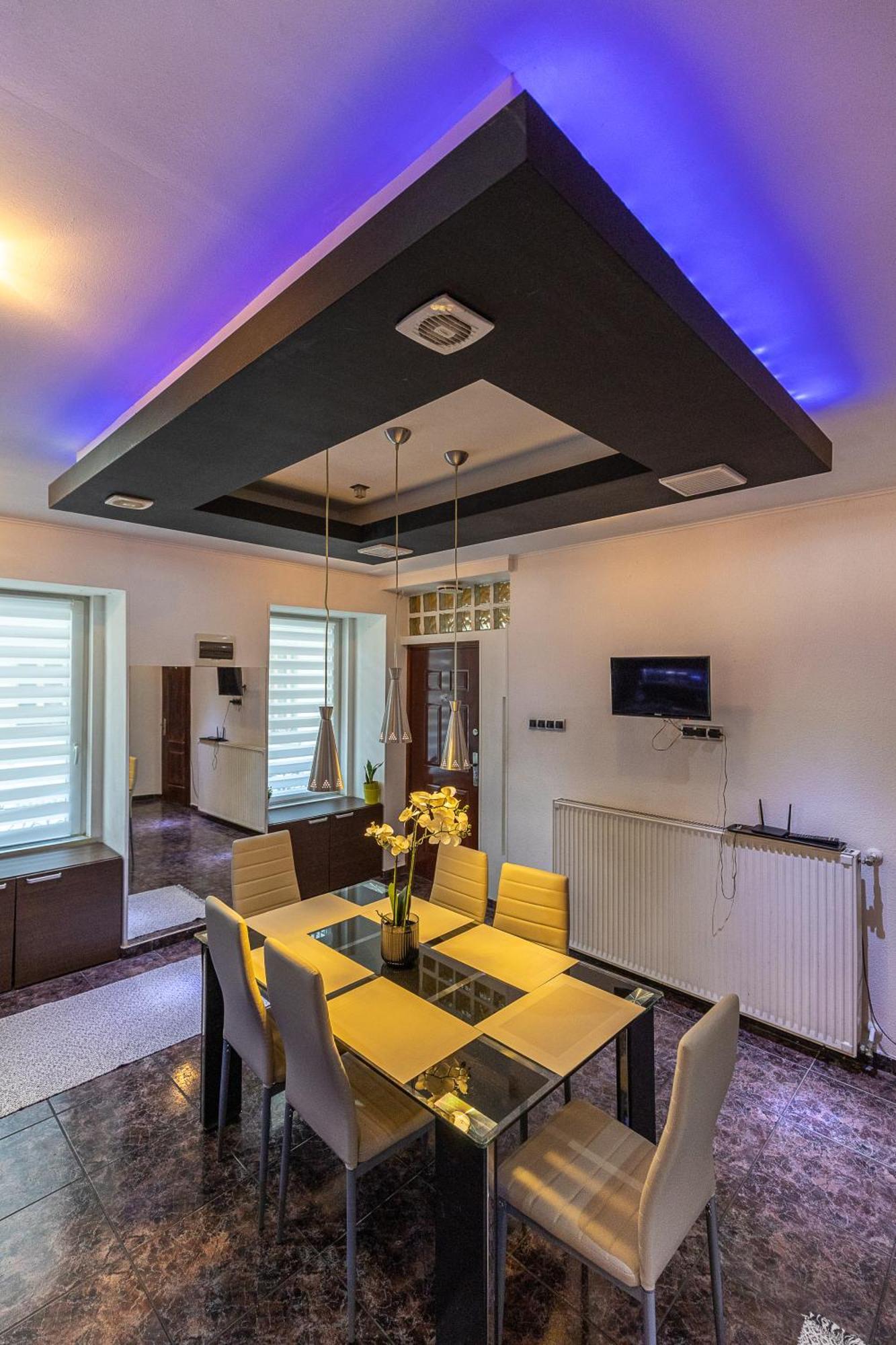 City Vibes Apartment - 3 Bdrms بودابست المظهر الخارجي الصورة