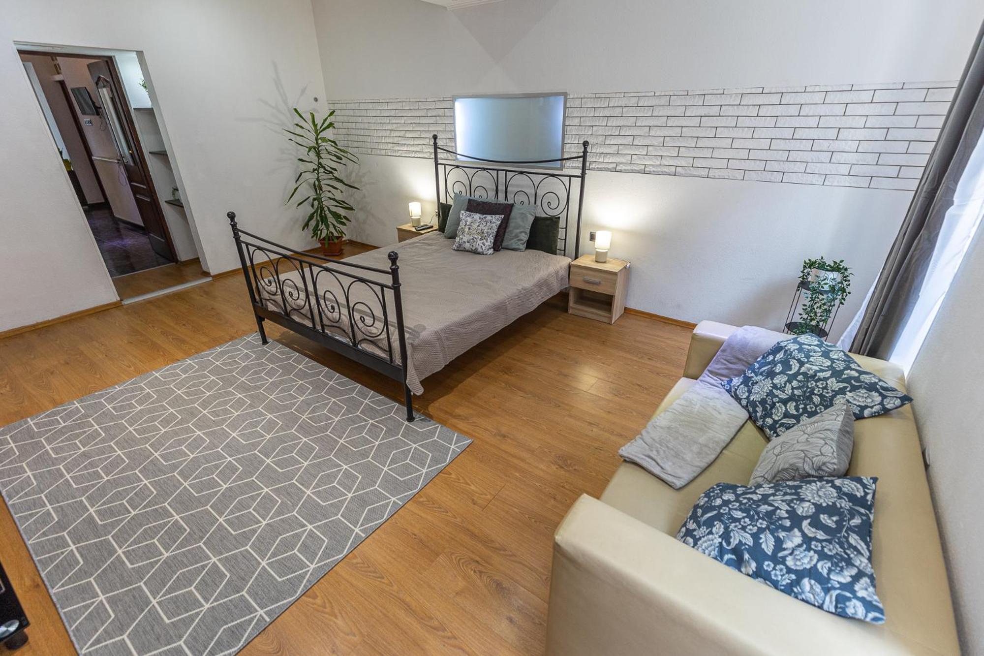 City Vibes Apartment - 3 Bdrms بودابست المظهر الخارجي الصورة