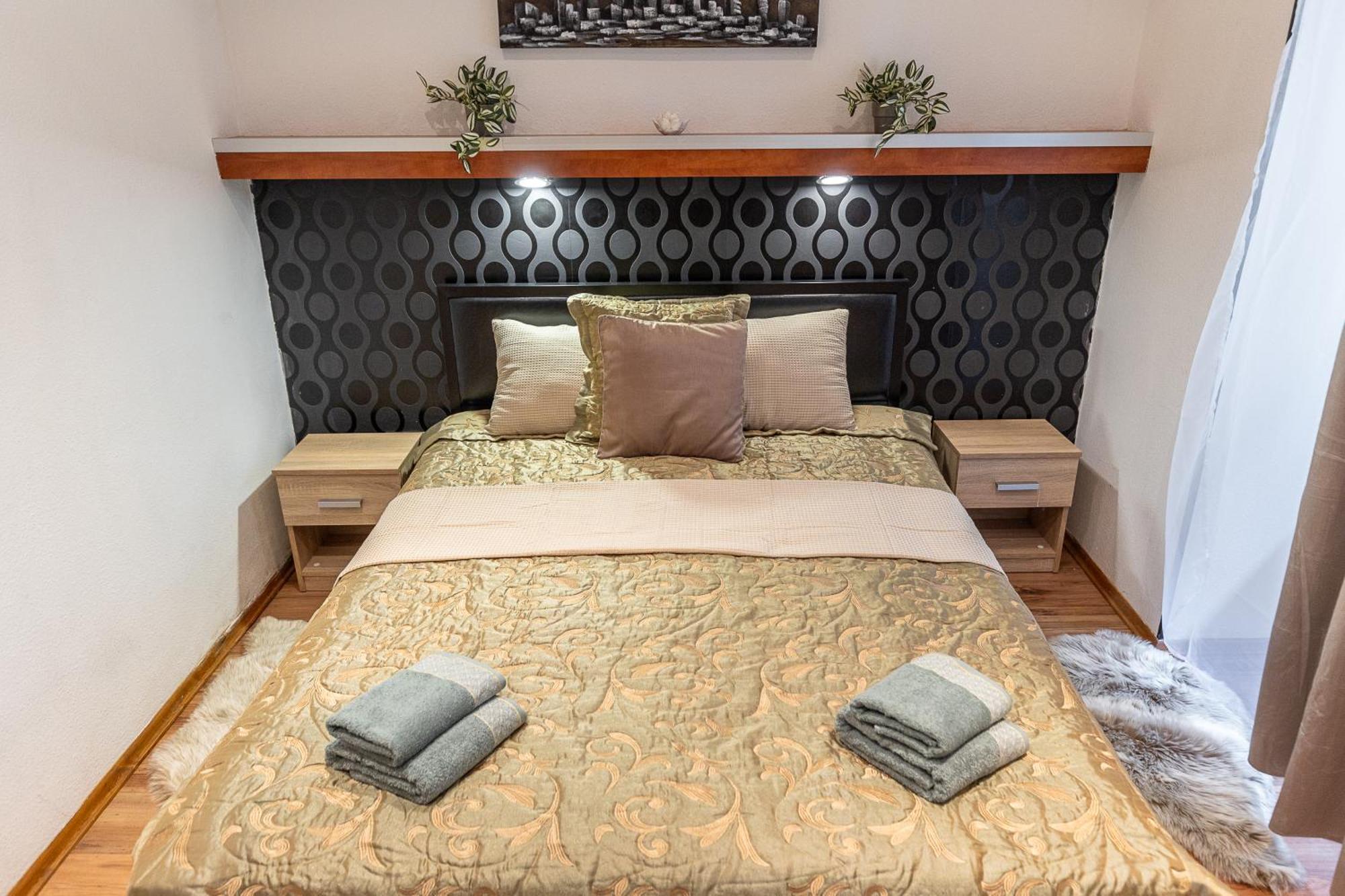 City Vibes Apartment - 3 Bdrms بودابست المظهر الخارجي الصورة